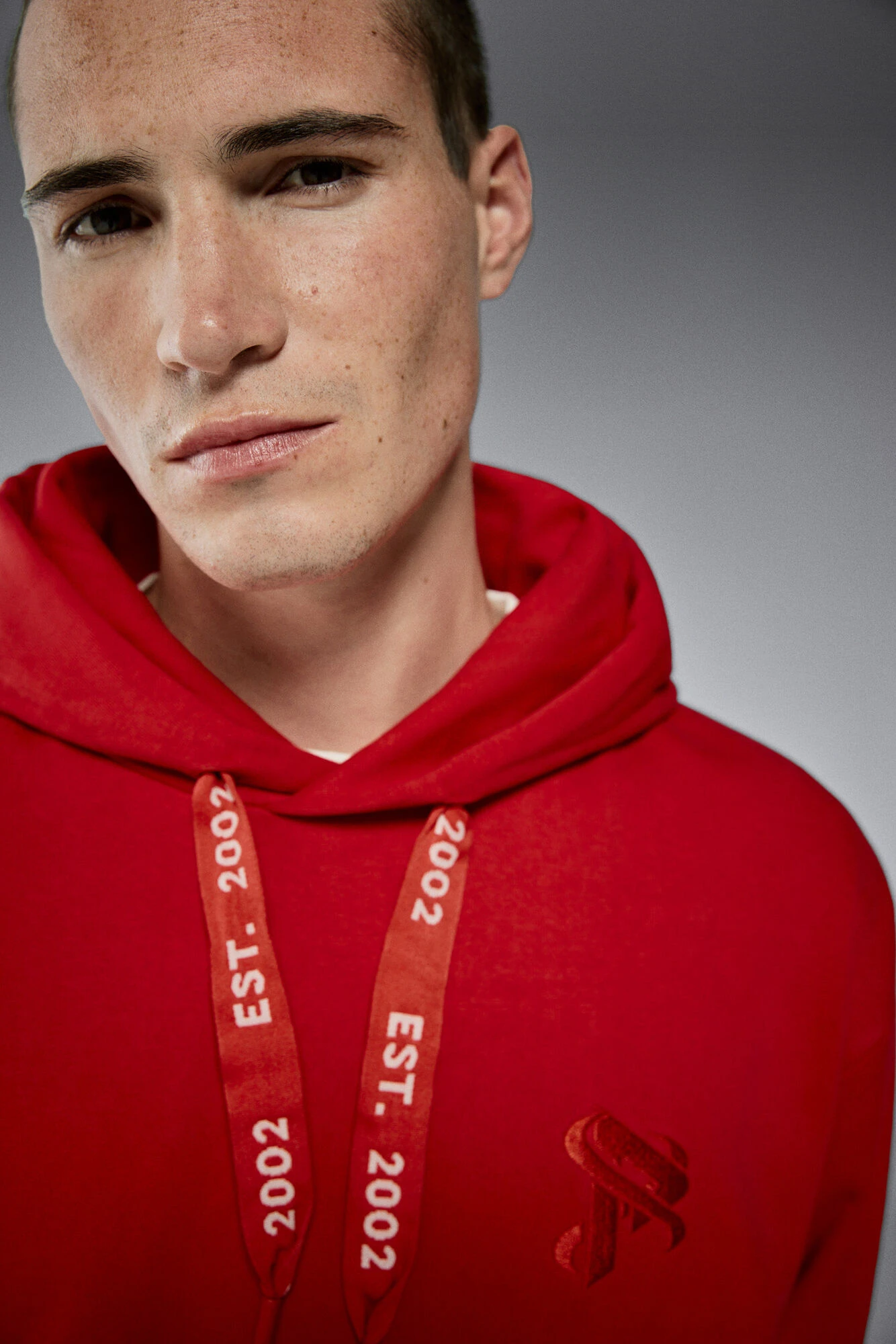 Women'secret Sudadera Capucha Pedri X Springfield 5 Women'secret Sudadera Capucha Pedri X Springfield – Image 4